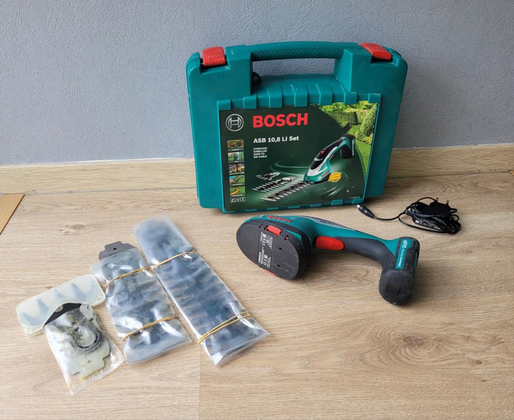 Bosch accu haag/buxus/grasschaar ASB 10,8 Li, Doe-het-zelf en Bouw, Gereedschap | Boormachines, Ophalen of Verzenden, Gebruikt
