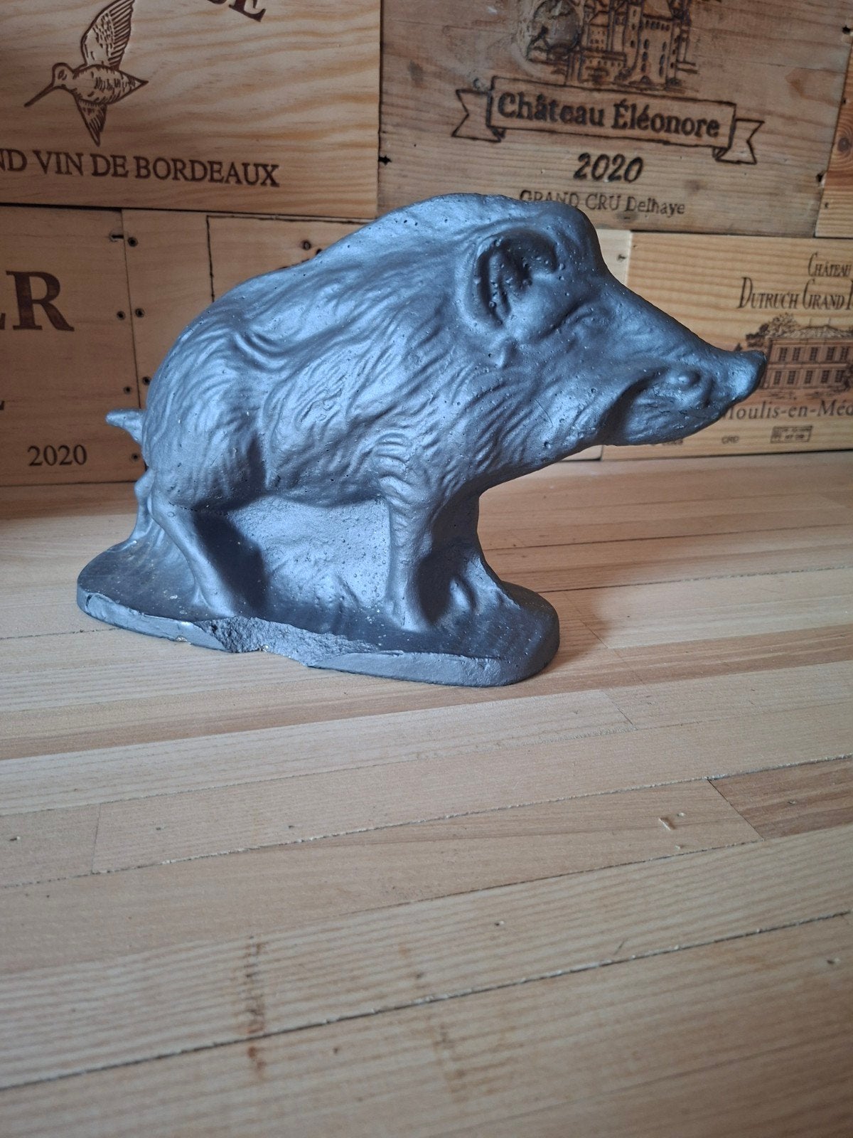 statue de sanglier, Enlèvement