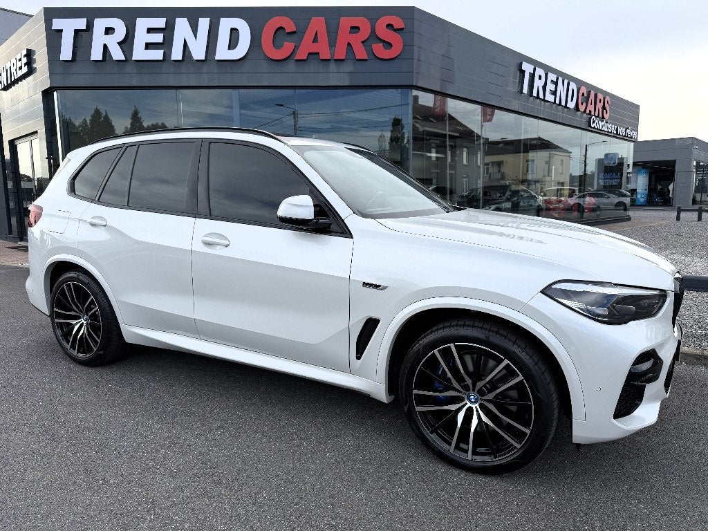BMW X5 xDrive45e FAIBLE TAX M SPORT PANO SUSP.PNEUMATIQUE, Auto's, Automaat, Dealer onderhouden, Verwarmde buitenspiegels, Wit