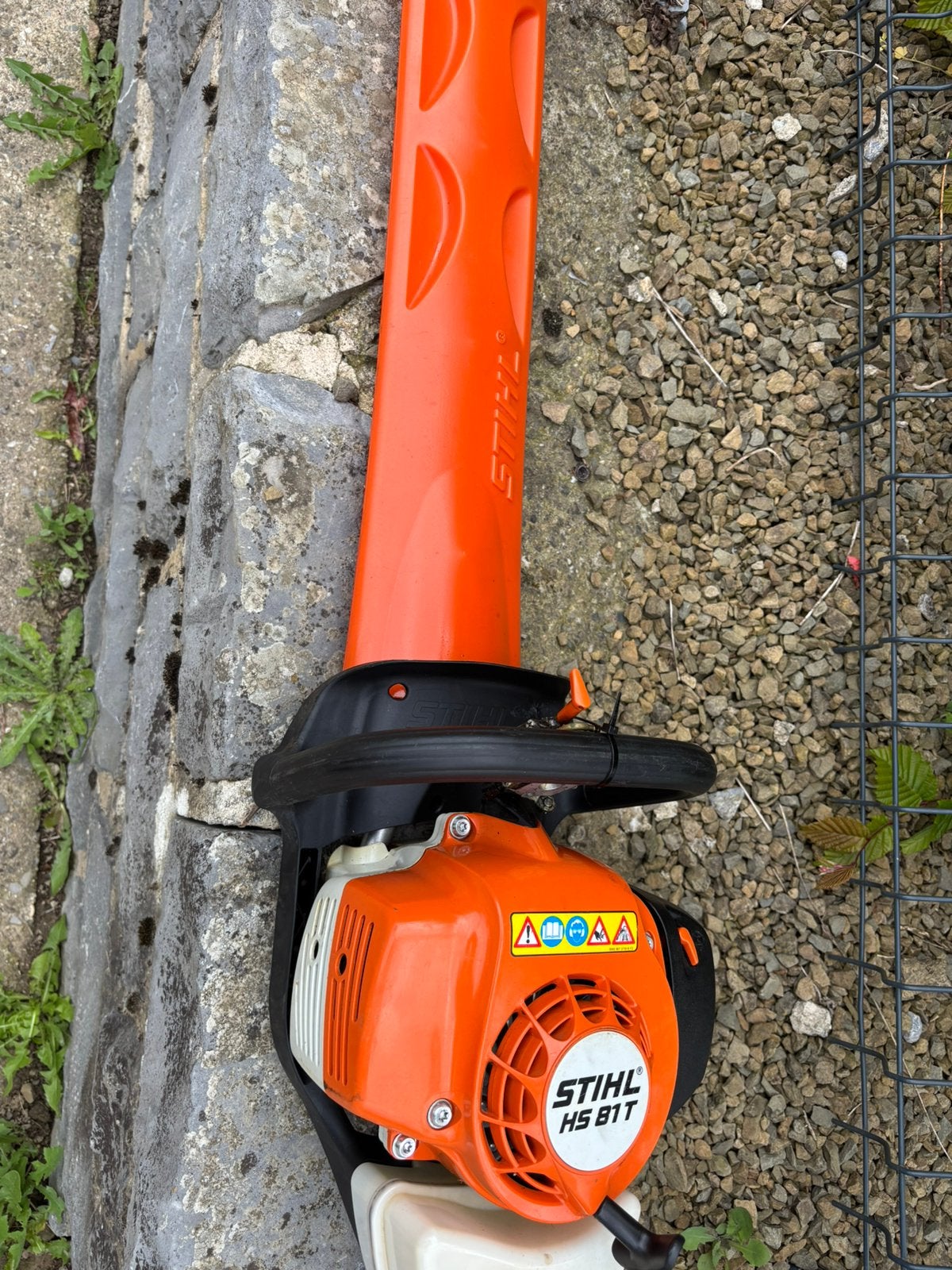 Taille haie STIHL HS81T, Jardin & Terrasse, Enlèvement, Comme neuf