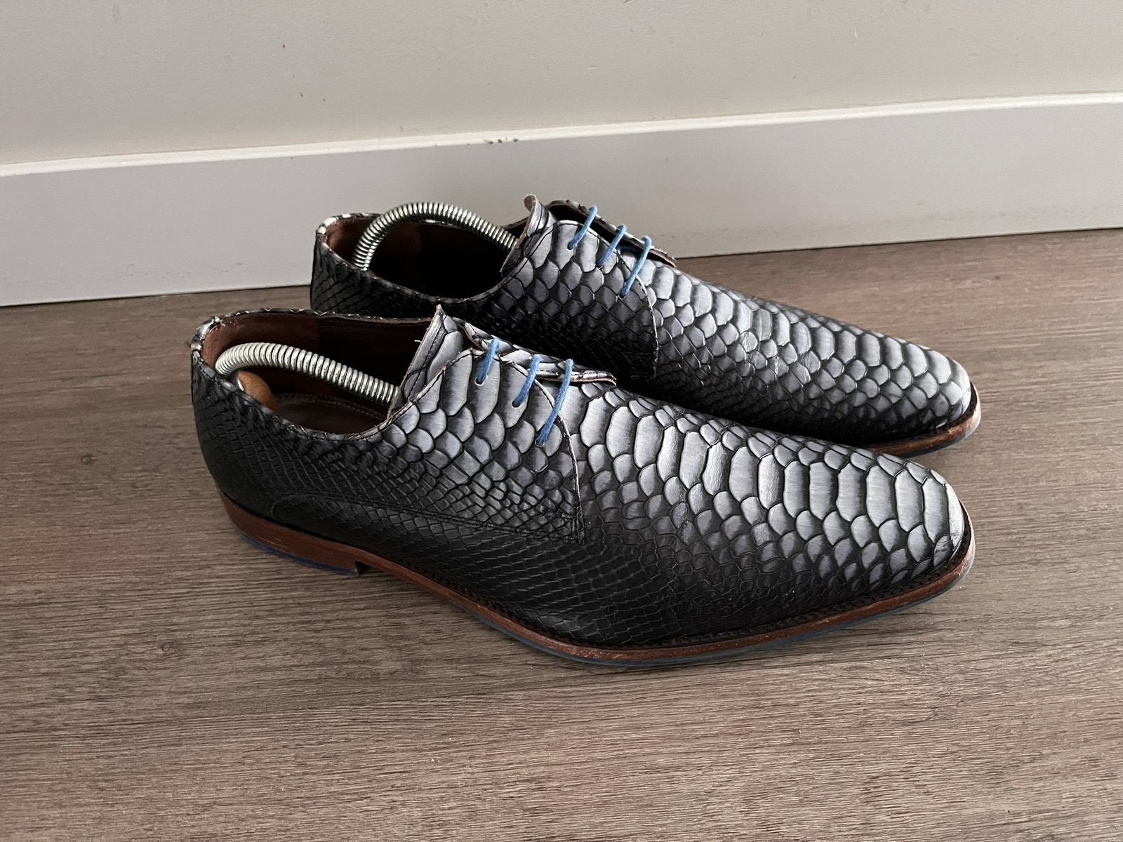 Floris van Bommel herenschoenen maat 10 / 44 H, Vêtements | Hommes, Enlèvement ou Envoi, Autres couleurs, Chaussures à lacets