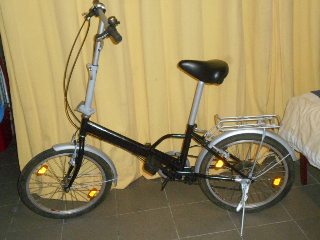 vélo pliable décathlon a 65 euros, Vélos & Vélomoteurs, Enlèvement, Comme neuf, Totalement pliable, Vitesses