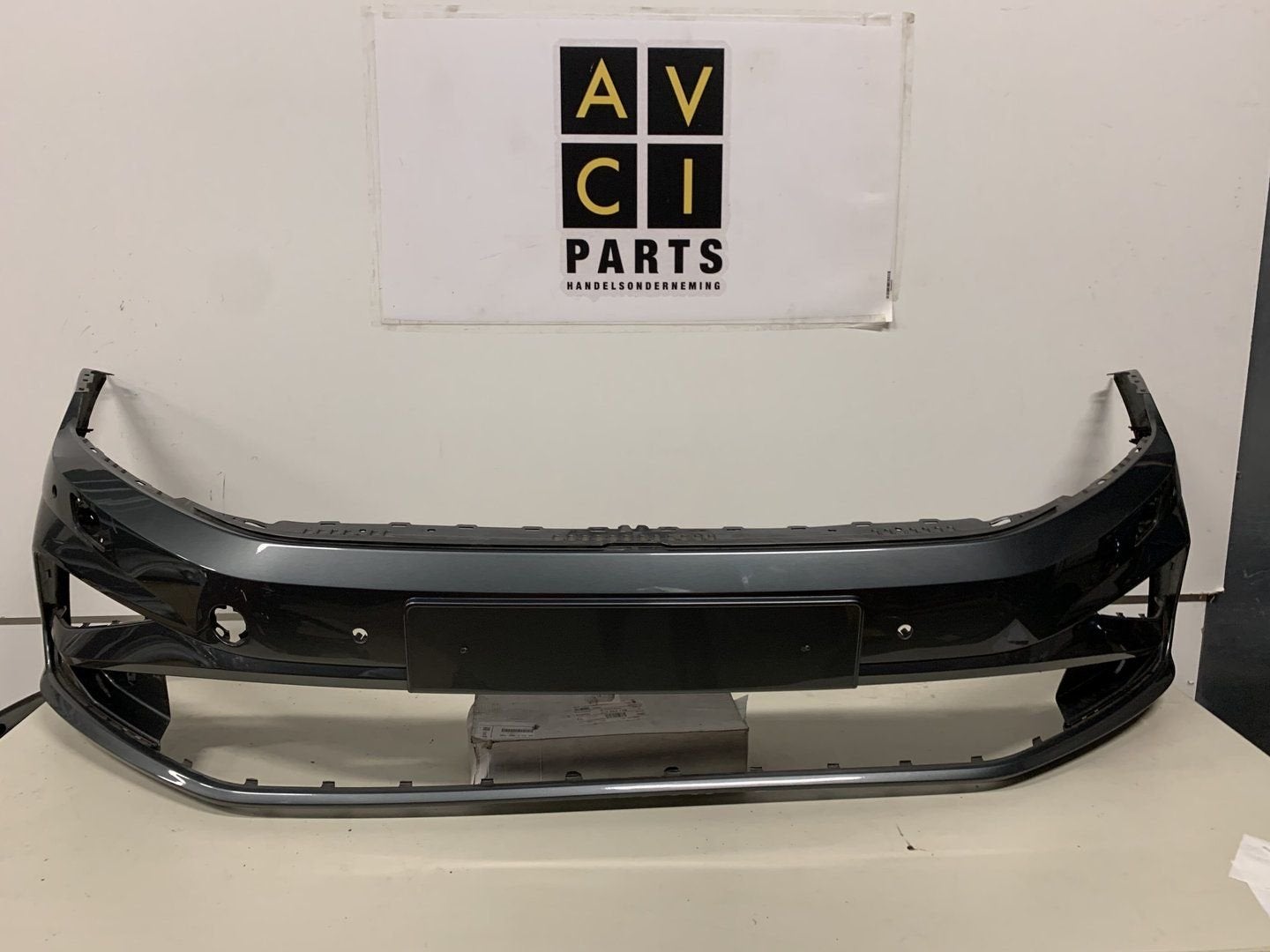 Vw Sportsvan facelift voorbumper bumper 510807221M, Volkswagen, -, Utilisé, -