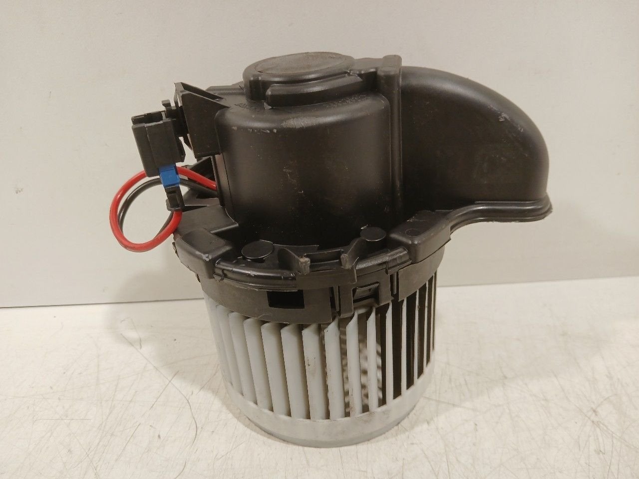 Kachel ventilator motor Renault Zoé, Onderdelen@venauto.nl, Van der Ven Autorecycling B.V., Ettenseweg 76, 4706 PB Roosendaal, The Netherlands