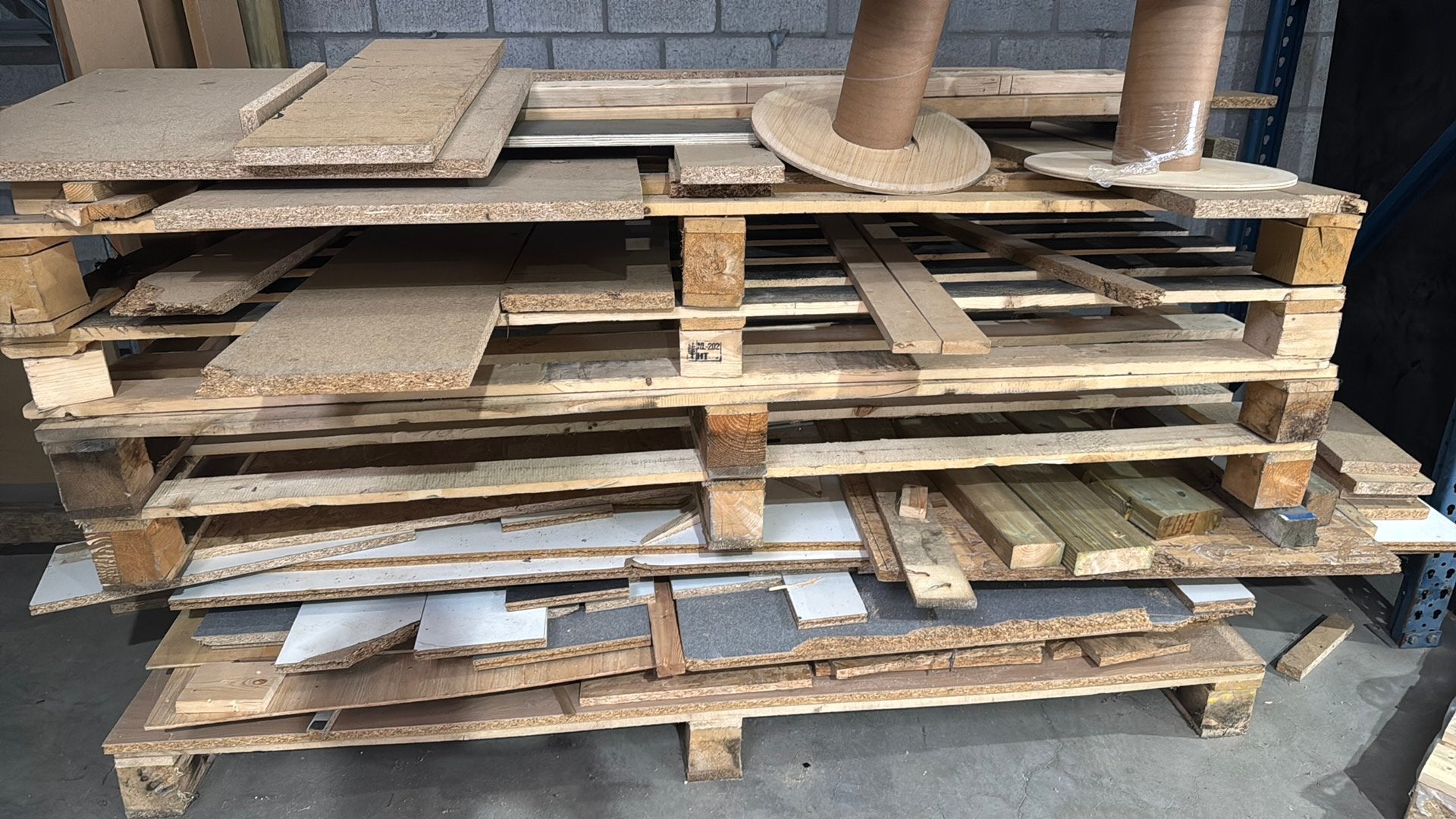 Overschot hout, Doe-het-zelf en Bouw, Hout en Planken, Ophalen, Zo goed als nieuw