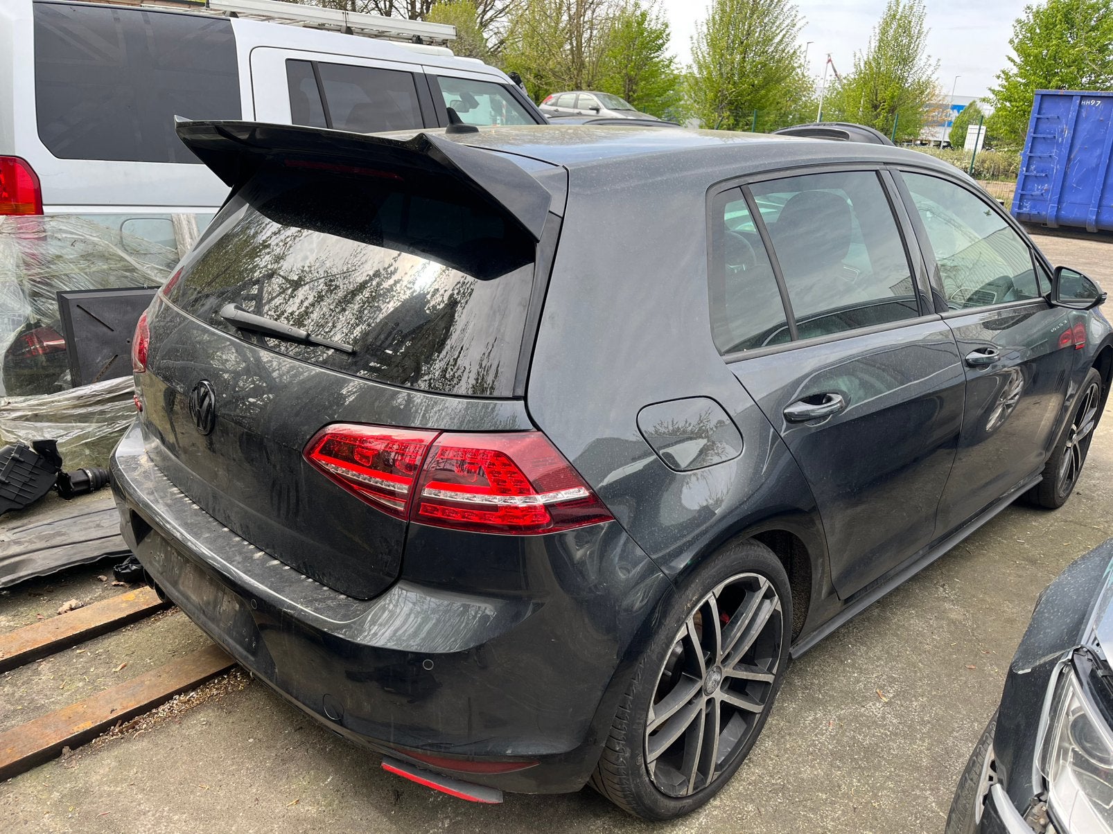 HAYON POUR VOLKSWAGEN GOLF VII 7 (AUA), Autos : Pièces & Accessoires, Carrosserie & Tôlerie, Haillon arrière, Volkswagen, Avant