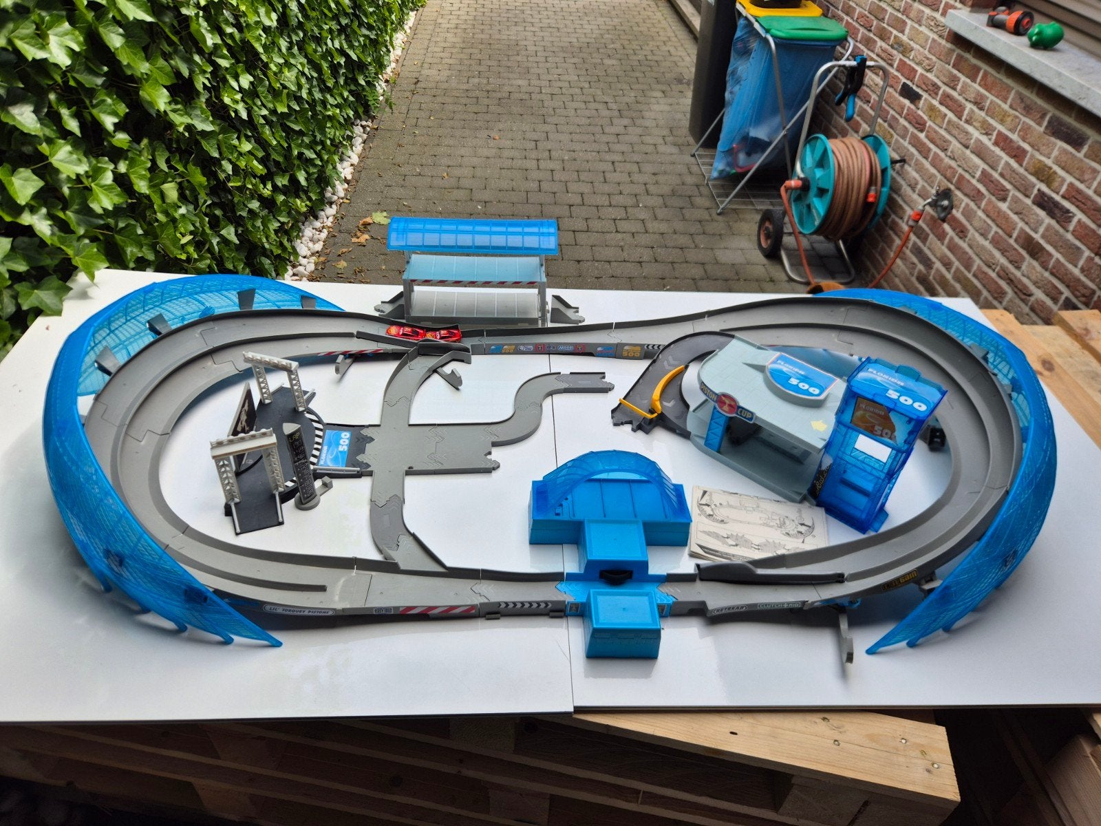 Cars race baan, Kinderen en Baby's, Speelgoed | Racebanen, Elektrisch, Ophalen, Overige merken, Racebaan