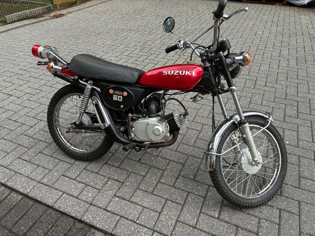 Suzuki TS50