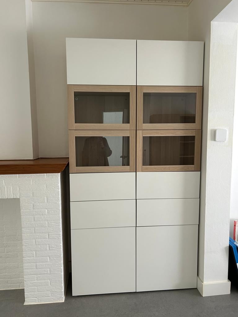 4 Ikea Besta kasten voor wandopstelling, Ophalen, Zo goed als nieuw