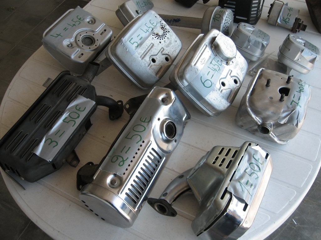 Tracteur tondeuse HONDA , lot de pots d'échappement, Enlèvement, Comme neuf, HONDA, 120 cm ou plus