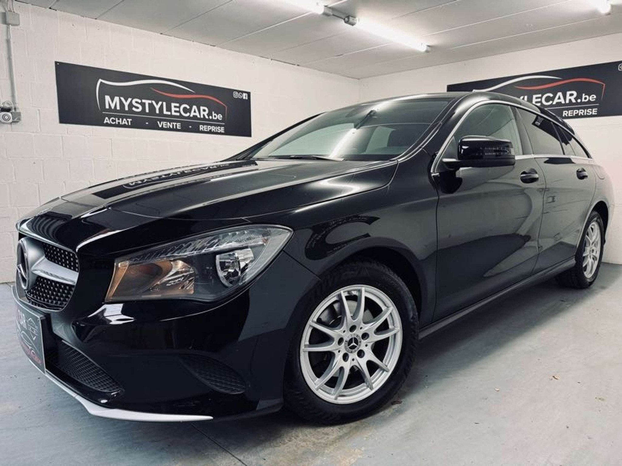 Mercedes-Benz CLA-Klasse 180 CLA 180 d (bj 2018, automaat), Auto's, CLA, Gebruikt, 4 cilinders, Leder