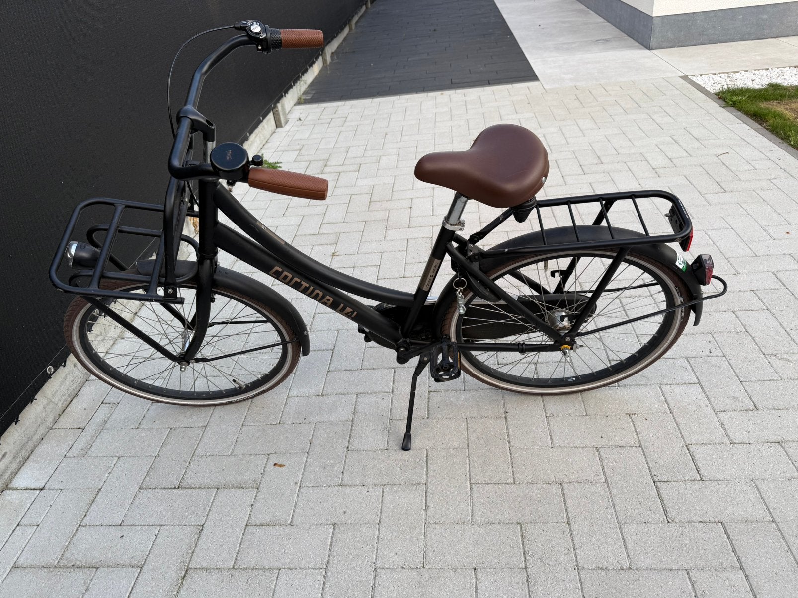 Cortina L4 Jet Black Matte, Ophalen, Zo goed als nieuw, 24 inch