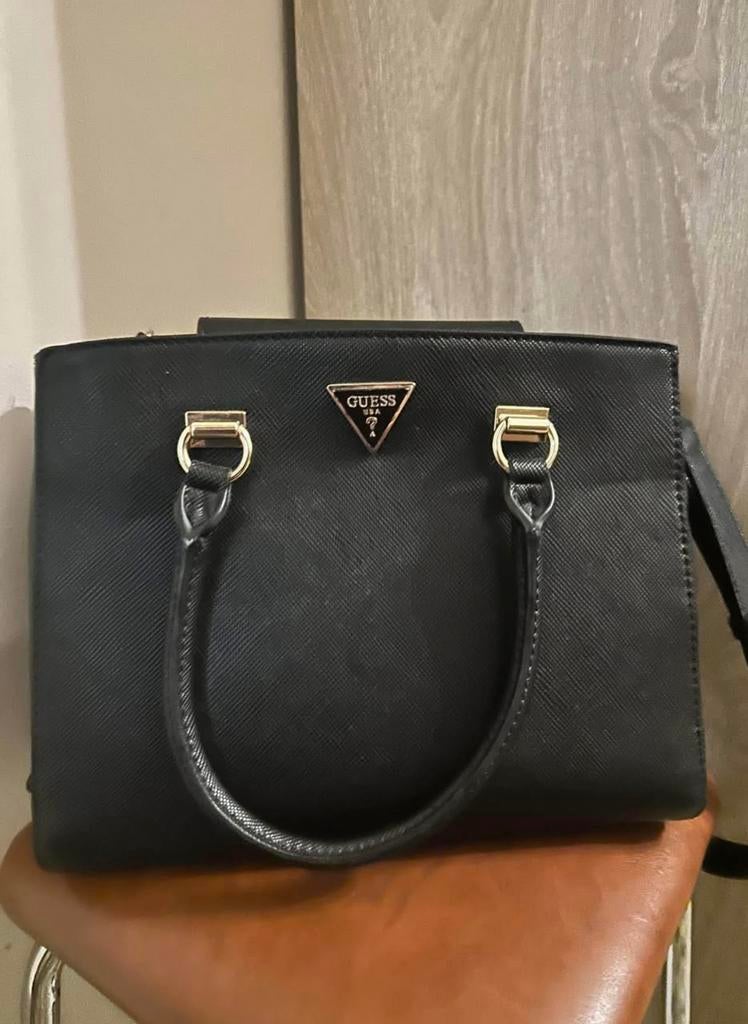 Sac guess, Ophalen, Zo goed als nieuw