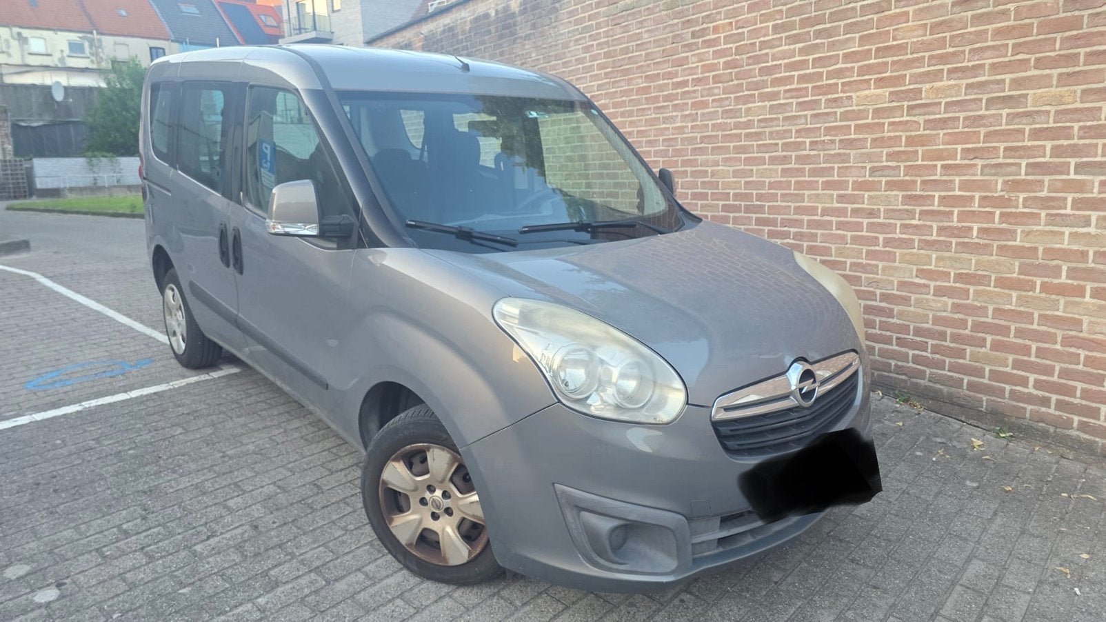 Opel Combo 2014 Diesel 176.000 km MPV met 5 zitplaatsen, Voorwielaandrijving, Euro 5, Zwart, 4 cilinders