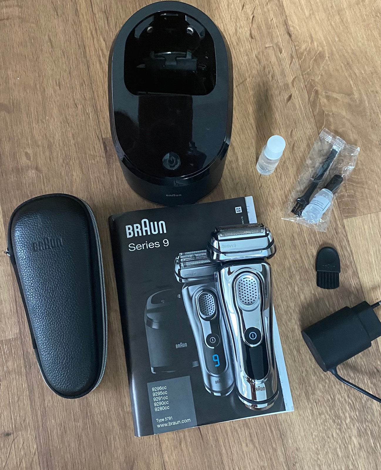 Rasoir électrique Braun sérié 9, Enlèvement ou Envoi, Comme neuf