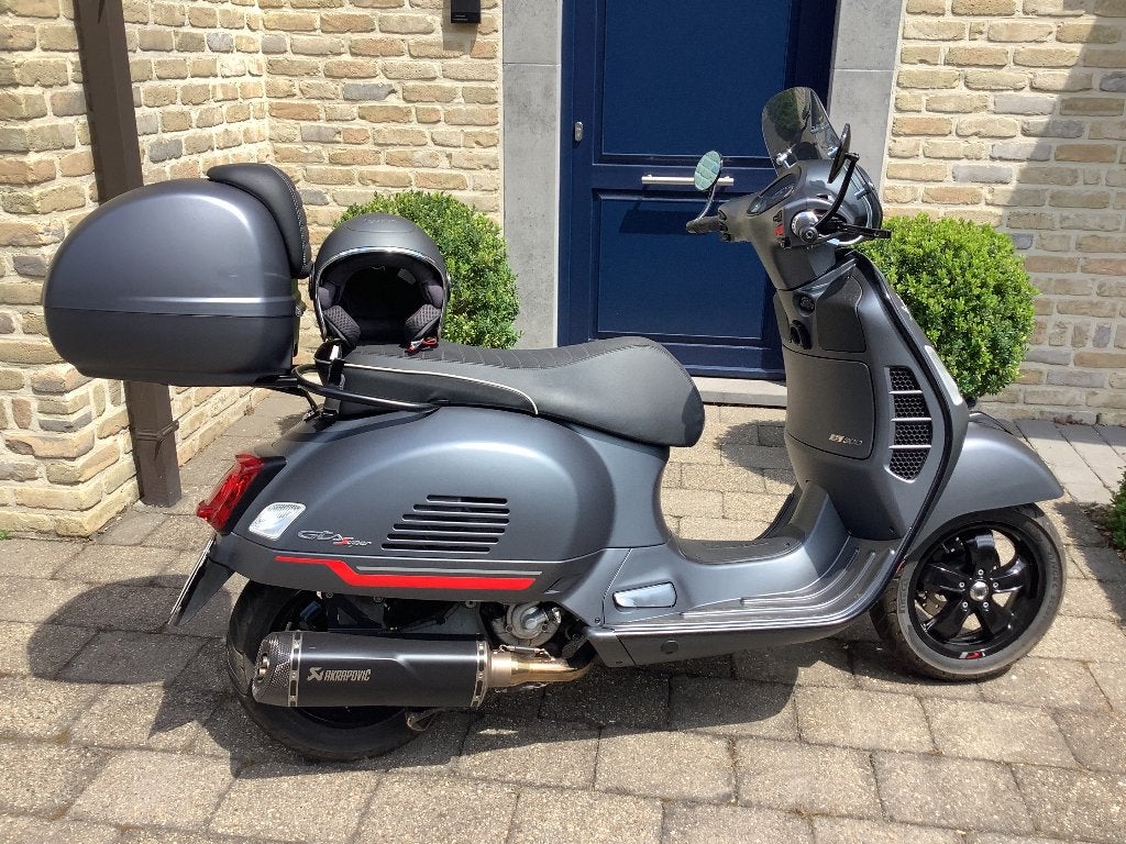 Te koop Vespa 300Gts super, Motoren, Scooter, 300 cc, Gebruikt, Particulier