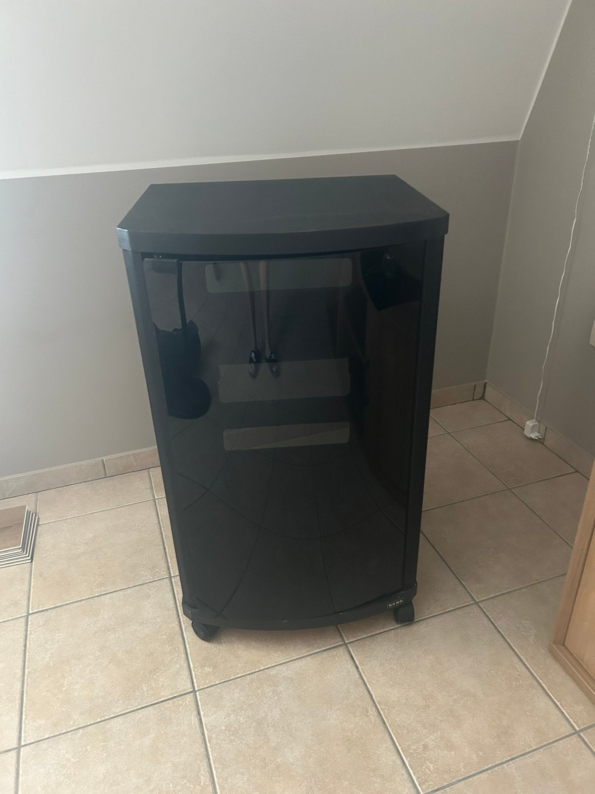 Stereo kast, Ophalen, Zo goed als nieuw