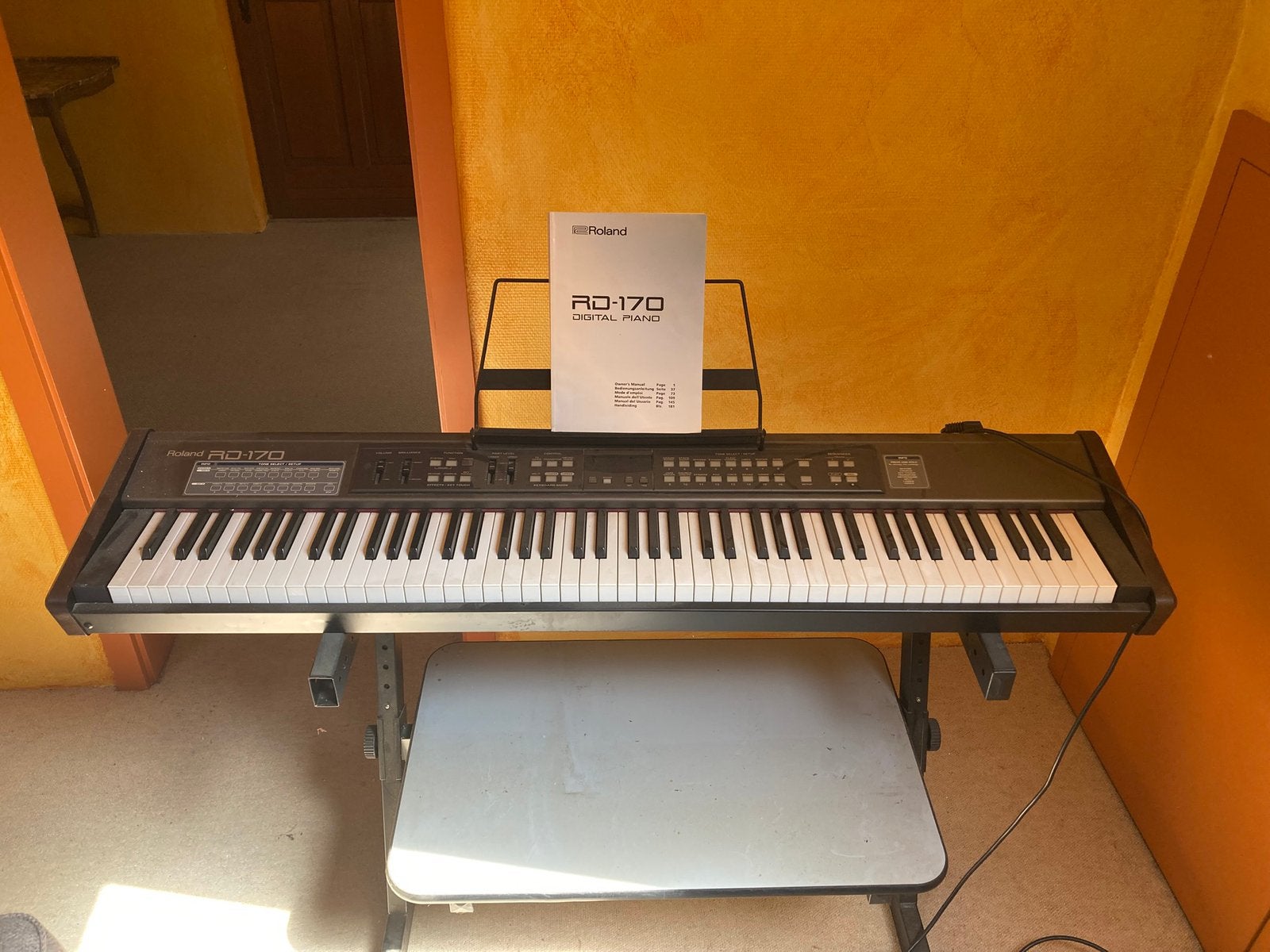 Piano Roland RD170, Muziek en Instrumenten, Ophalen, Gebruikt, Piano