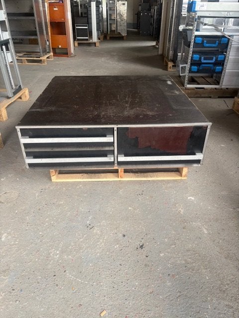 Beks Vloerlade (2440) L129 B124 H33 €599, Ophalen, Zo goed als nieuw