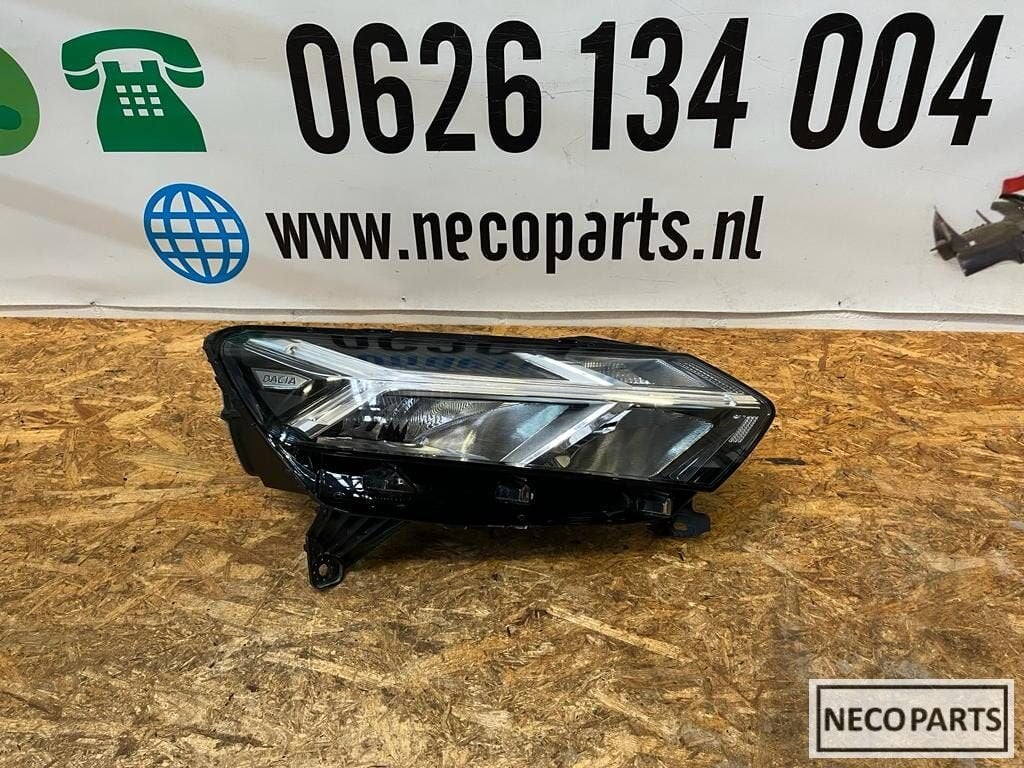 DACIA SANDERO LED KOPLAMP RECHTS 260102586R ORIGINEEL, Dacia, -, Utilisé, -
