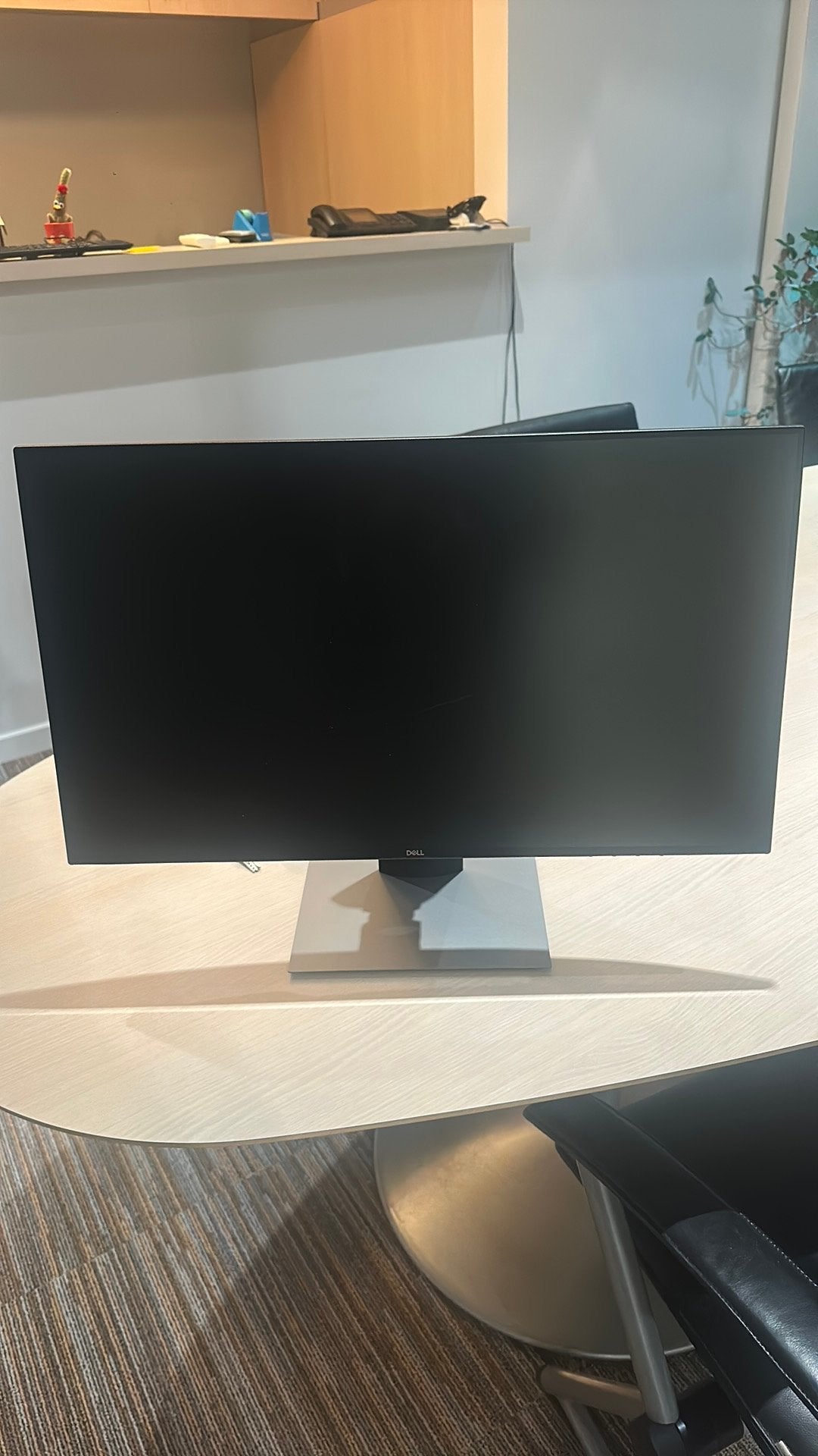 Pc scherm dell 23,8 inch, Computers en Software, Ophalen of Verzenden, Zo goed als nieuw