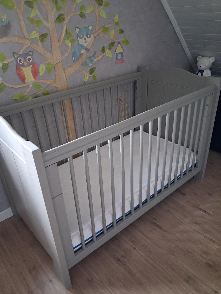 Kinderbed, Ophalen, Zo goed als nieuw, Lattenbodem