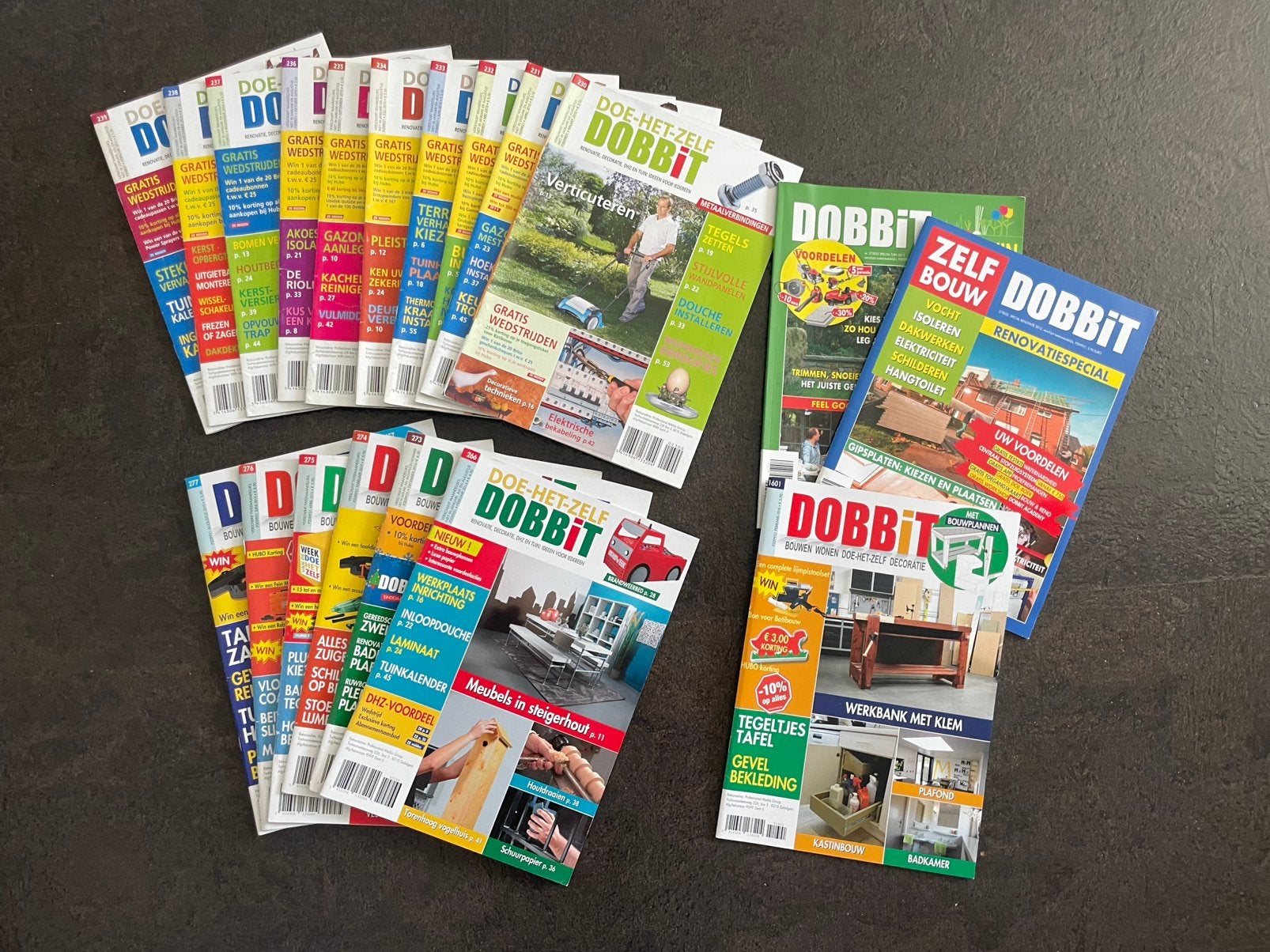 19 tijdschriften dobbit samen voor 5 euro, Boeken, Tijdschriften en Kranten, Ophalen of Verzenden, Zo goed als nieuw