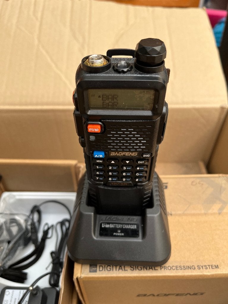 Partij Baofeng UV-5R Portofoon 18 stuks, Ophalen of Verzenden, Zo goed als nieuw