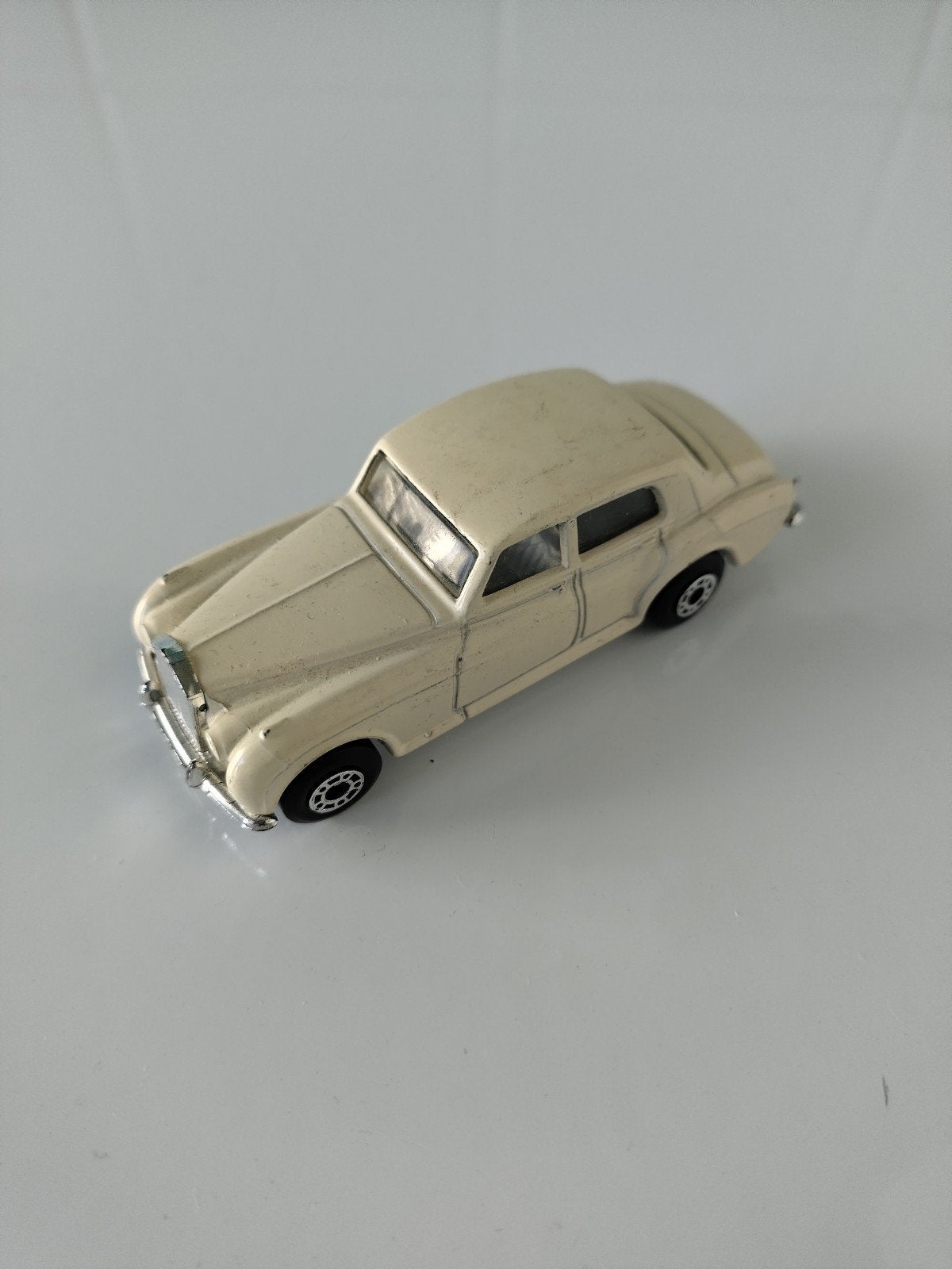 Vintage Matchbox RR Silver Cloud AFHALING LEES BESCHRIJVING, Hobby & Loisirs créatifs, Voitures miniatures | 1:50, Enlèvement