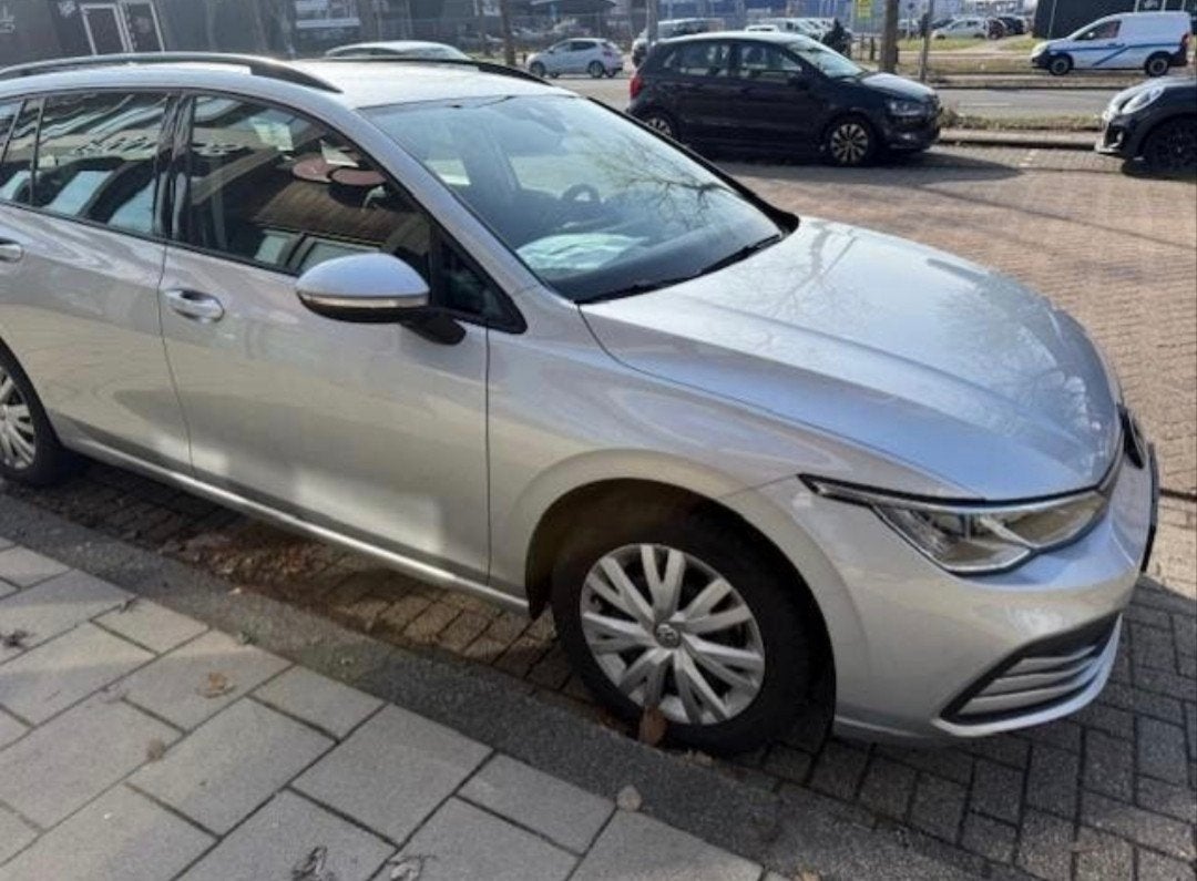 VW Golf 8 variant 2021 eTSI 110pk benzine automatische versn, Auto's, Automaat, Elektrische ramen, Break, Golf