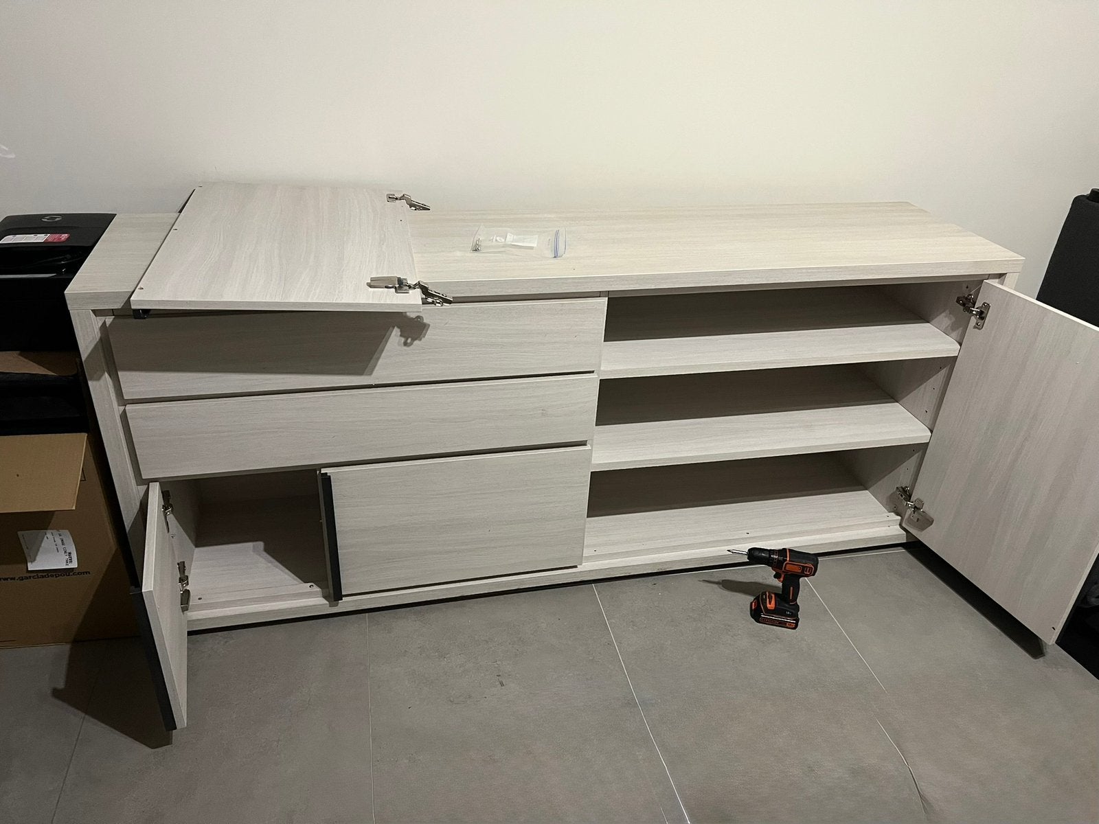Bahut/dressoir, Enlèvement, Comme neuf