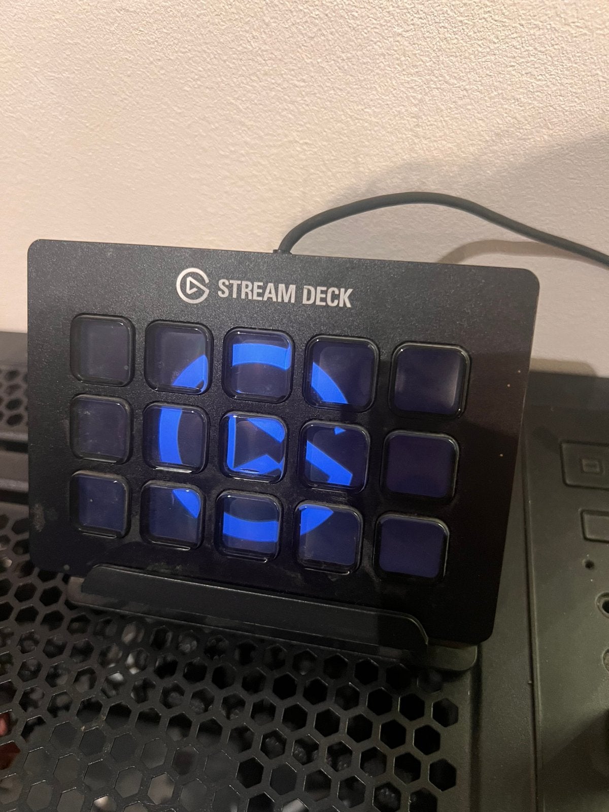Elgato stream Deck, Computers en Software, Ophalen, Zo goed als nieuw