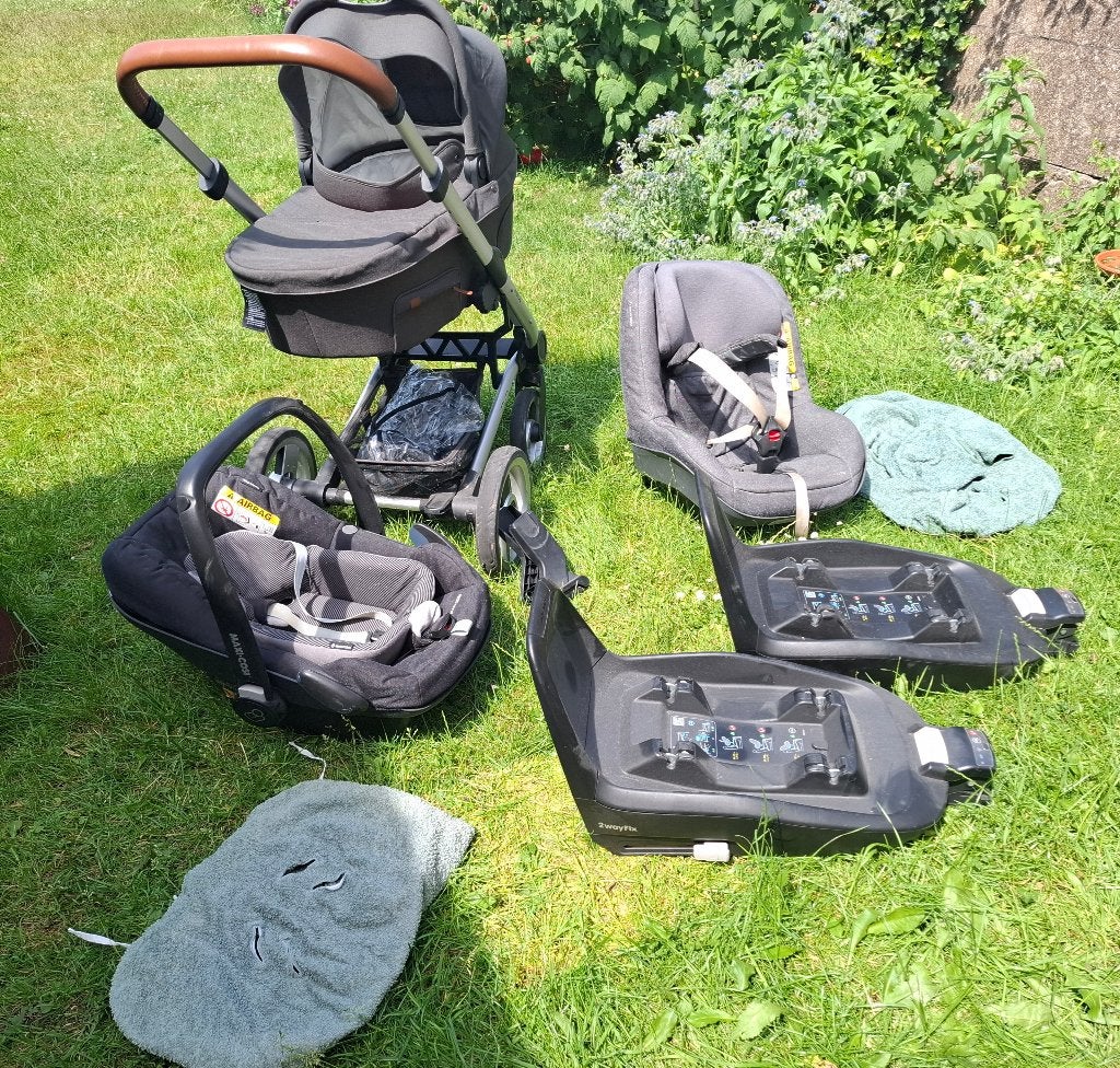 Mutsy Nio draagmand + Maxi Cosi, autostoel & 2 isofix, Enlèvement, Utilisé, Poussette combi, Maxi-Cosi