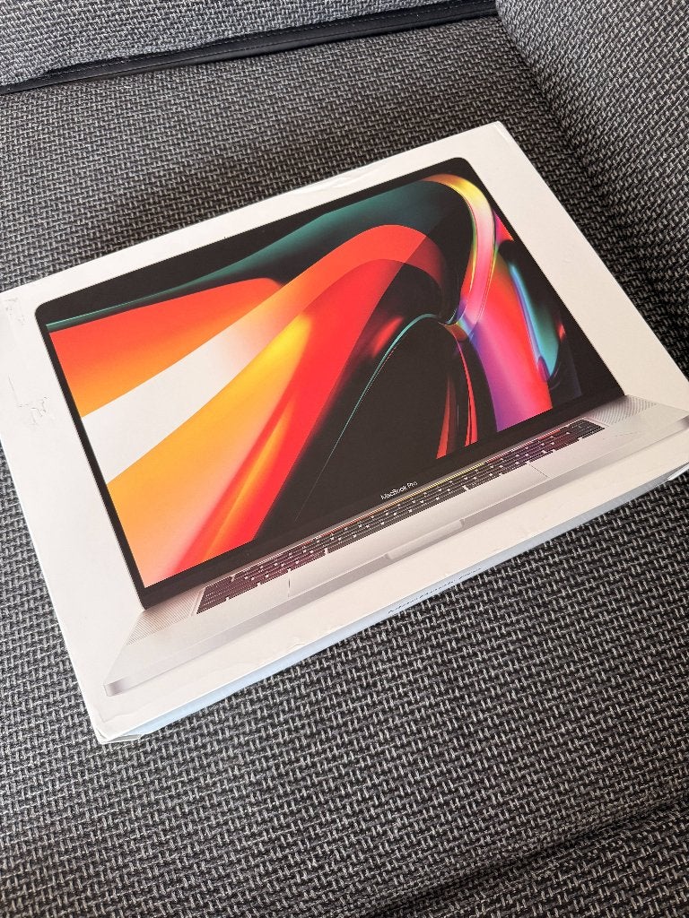 MacBook Pro 16" 16 GB, MacBook Pro, 2 tot 3 Ghz, Qwerty, Verzenden