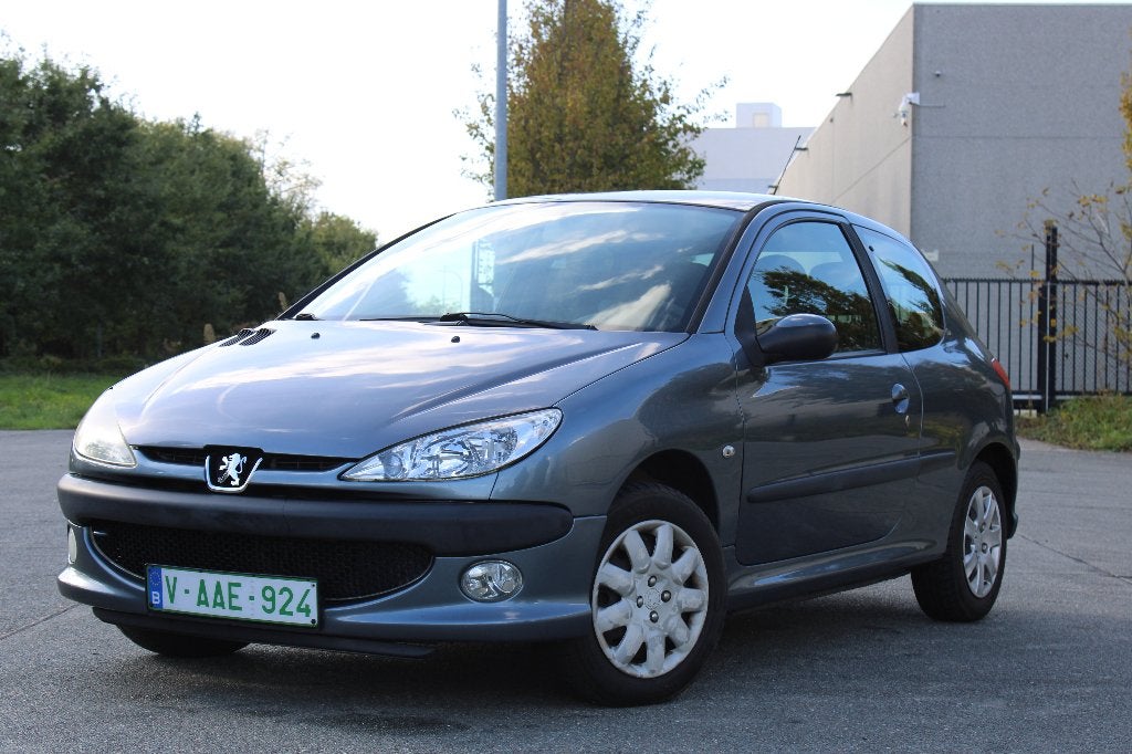 Peugeot 206 1.4i Grand Filou Cool, Autos, https://public.car-pass.be/vhr/71f50fc1-7d8f-4dda-ac21-c09ec063e5d9?lang=nl, Achat, Verrouillage central