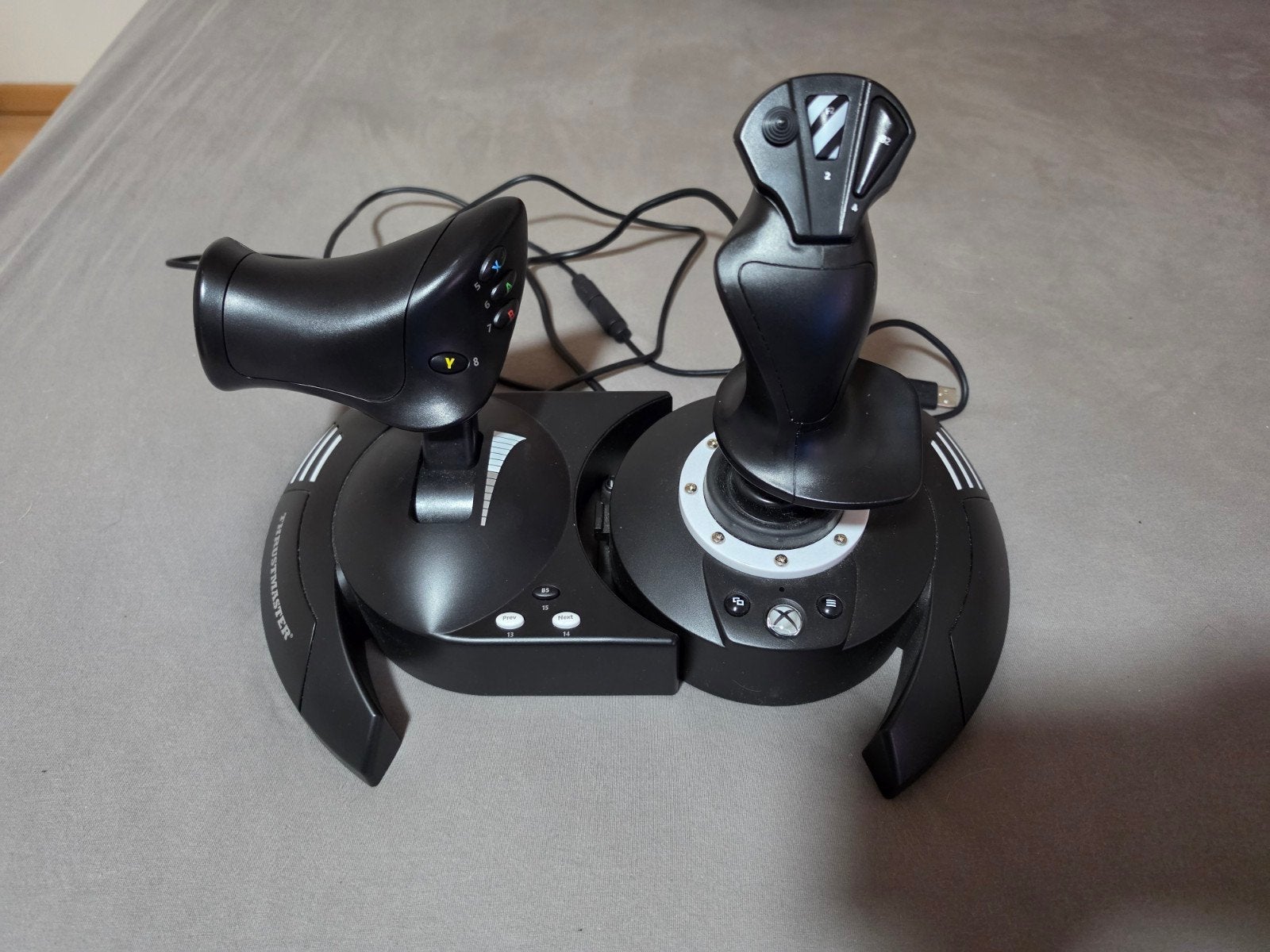Thrustmaster flight sim, Ophalen of Verzenden