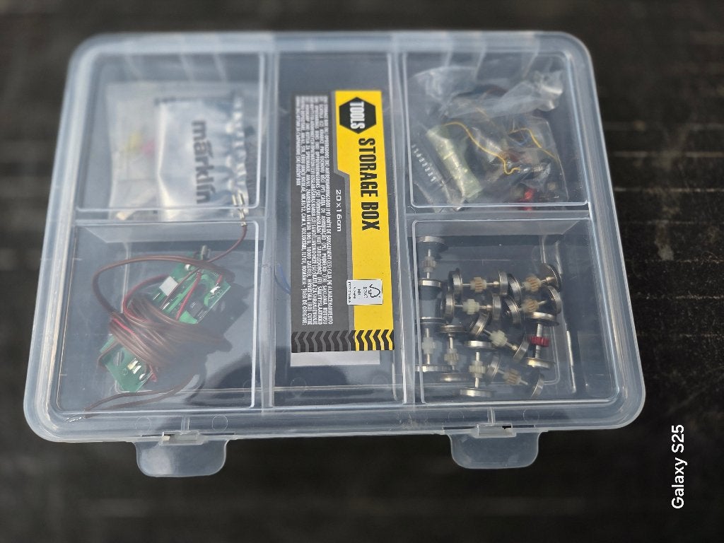 LOT DE DECODEUR MÄRKLIN+ MOTEUR AIGUILLAGES+RO, Neuf, Enlèvement ou Envoi, Courant alternatif, Rails