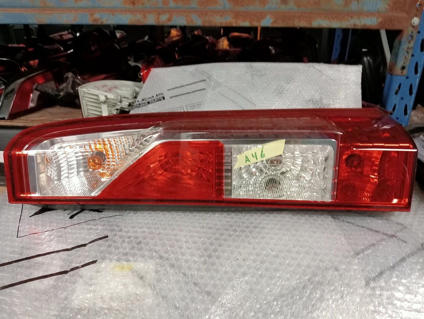 Achterlicht Renault Master Opel Nissan  265500023R, Auto-onderdelen, Gebruikt, -, Renault, -