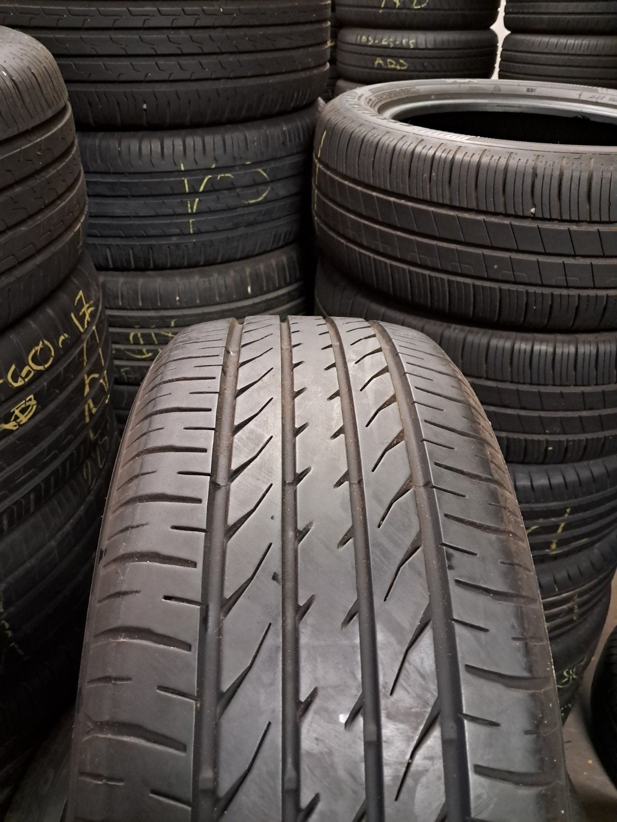 21550r17 215 50 r17 215/50/r17 ToyO avec montage et equilib, Enlèvement ou Envoi