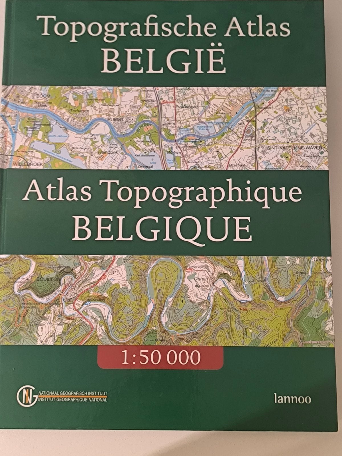 Topografische Atlas België in nieuwstaat, Boeken, Atlassen en Landkaarten, Ophalen, Overige atlassen, 2000 tot heden, Zo goed als nieuw