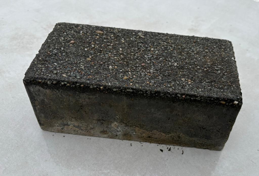 ~150 Betonklinkers gratis op te halen, Tuin en Terras, Tegels en Klinkers, Ophalen, Zo goed als nieuw