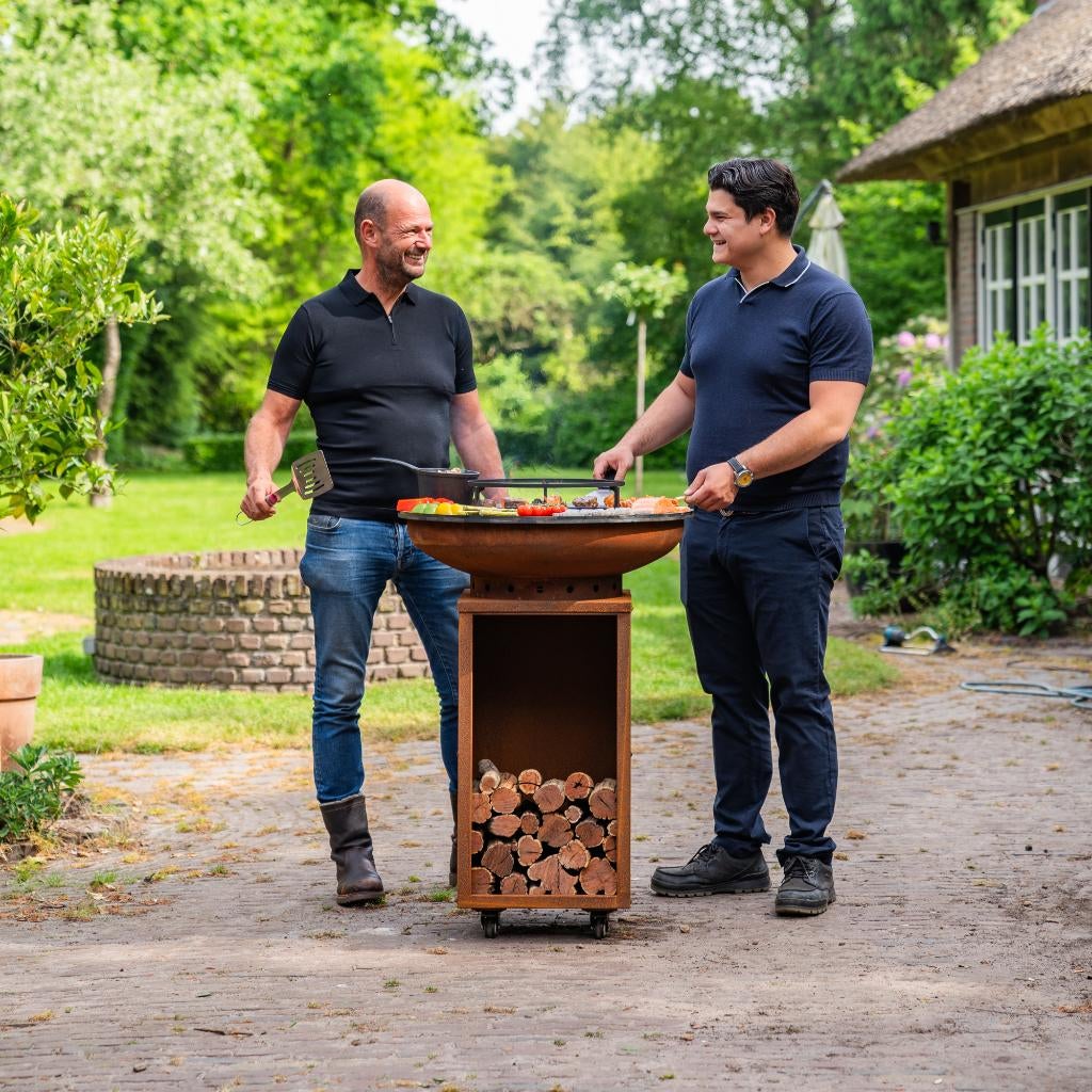 barbecue Plancha Camarada en acier Corten avec roulettes, Jardin & Terrasse, Barbecues au charbon de bois, Neuf, Avec accessoires