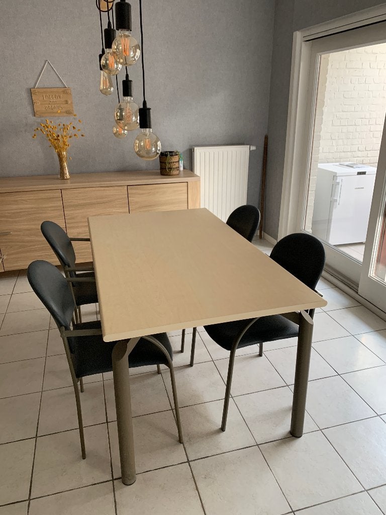 Keukentafel met 4 stoelen, Huis en Inrichting, Ophalen, Zo goed als nieuw