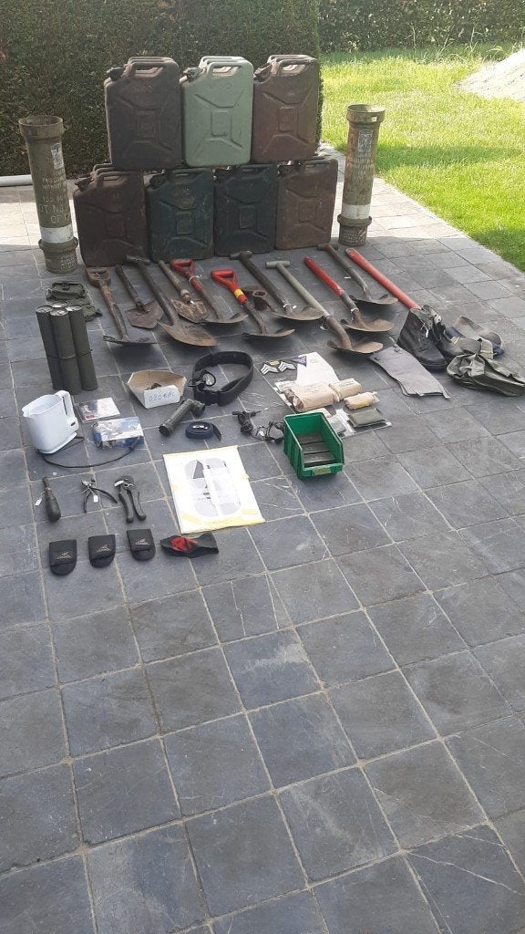 Lot militaria WO2 WW2 jerrycan shovel US, Verzamelen, Ophalen, Landmacht, Overige typen
