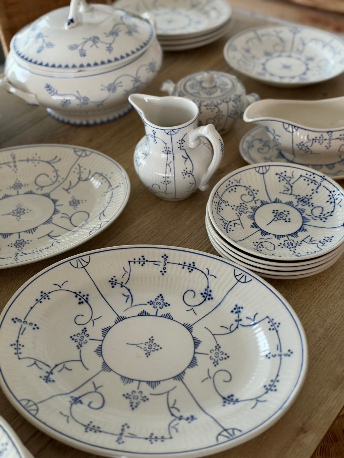 Antiek servies Boch in perfecte staat, Ophalen
