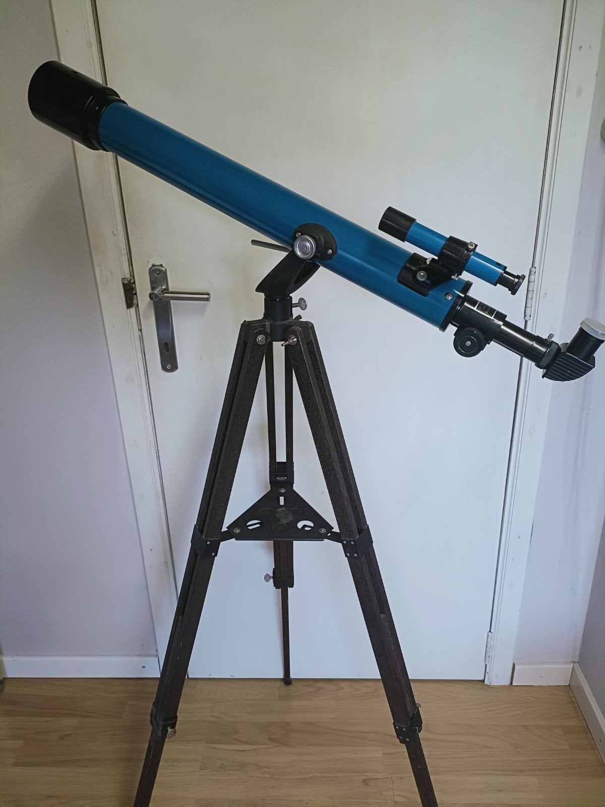 lunette astronomique, Utilisé, Moins de 80 mm, Télescope réfracteur (lentilles), Avec trépied
