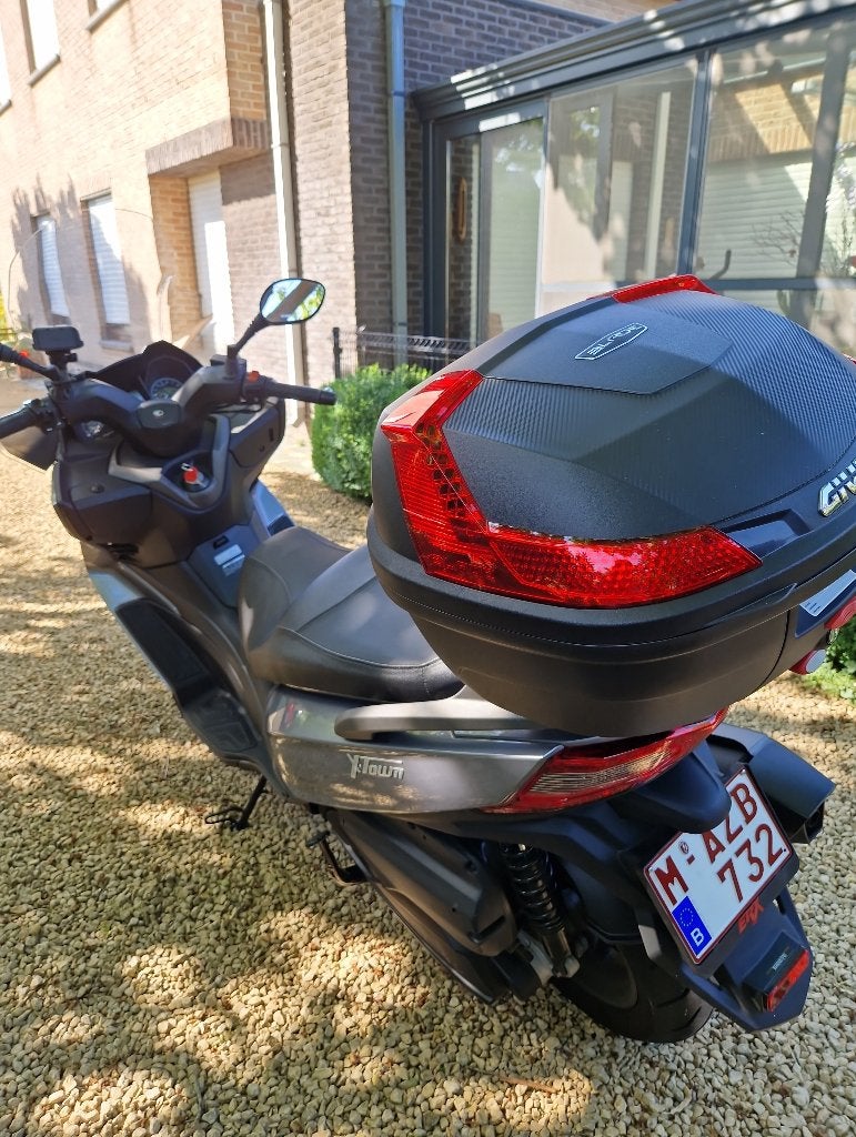 Motor kymco x.town 300 abs grijs 1050 km, Occasion, Particulier, Éclairage LED, Automatique