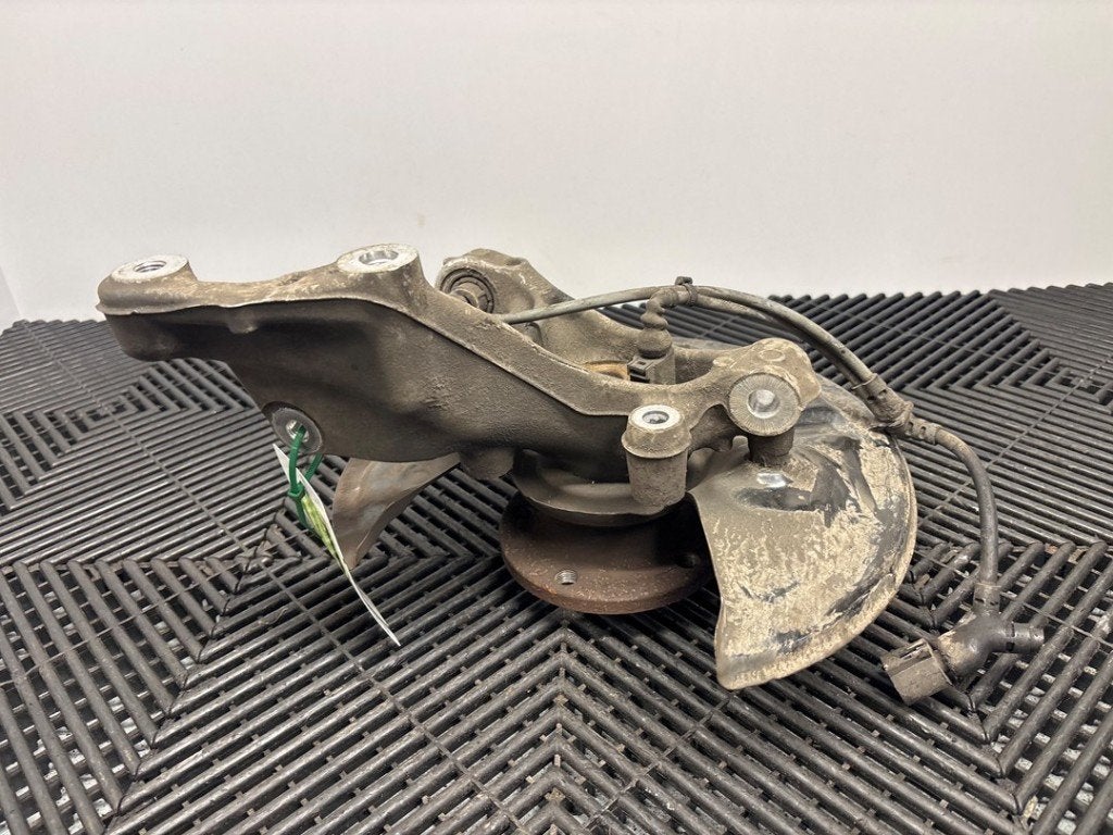 FUSEE LINKS ACHTER Volkswagen Arteon (3HAB) (|3Q0501117A|), Gebruikt, Volkswagen, Volkswagen AG, Kundenbetreuung@volkswagen.de