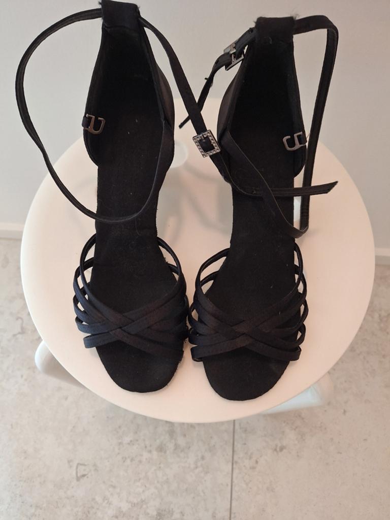 Salsa schoentje zwart als nieuw maat 38, Kleding | Dames, Schoenen, Ophalen, Zwart, Dansschoenen, Zo goed als nieuw