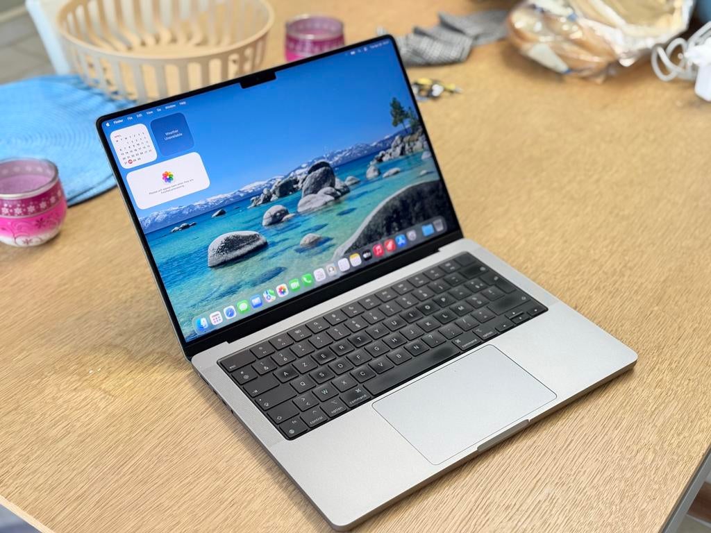 MacBook Pro (2021) — M1 Pro/16 Go de RAM/512 Go de SSD, Informatique & Logiciels, Apple Macbooks, Comme neuf, MacBook, Enlèvement